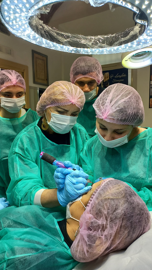 Scuola di Trucco Permanente — pratica su modella